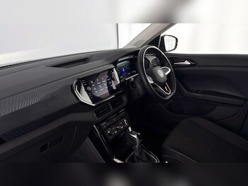 Used Volkswagen T-Cross 2024 for sale - 77708350: Photo