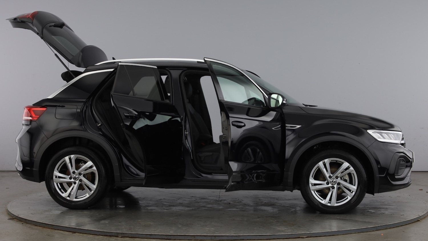 Used Volkswagen T-Roc 2025 for sale - 77639428: Photo 11