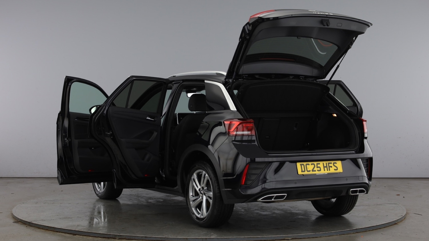 Used Volkswagen T-Roc 2025 for sale - 77639428: Photo 12