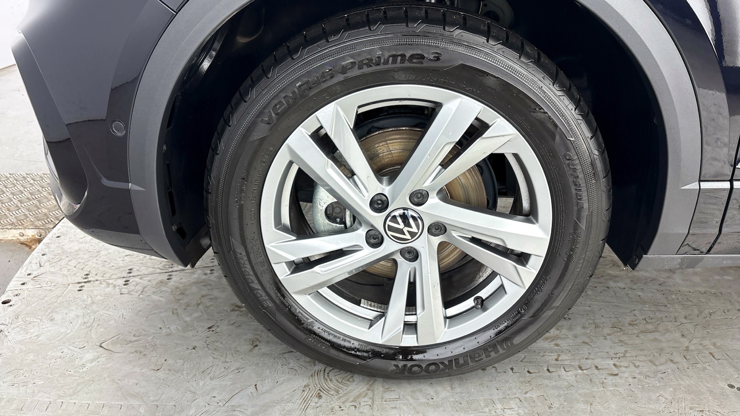 Used Volkswagen T-Roc 2025 for sale - 77639428: Photo 35