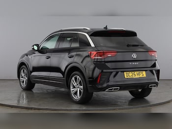 Used Volkswagen T-Roc 2025 for sale - 77639428: Photo