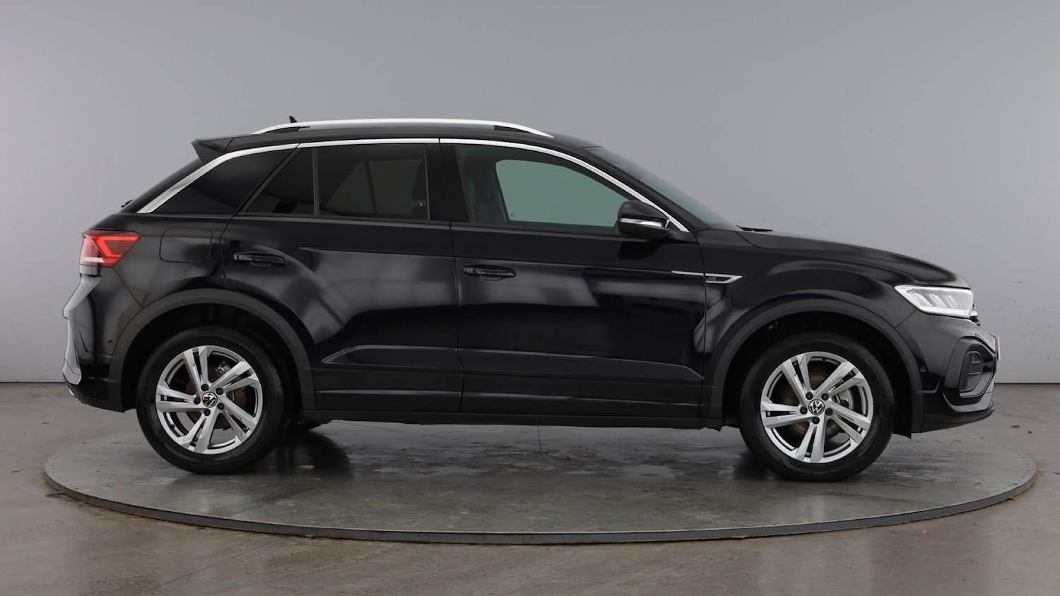 Used Volkswagen T-Roc 2025 for sale - 77639428: Photo 4