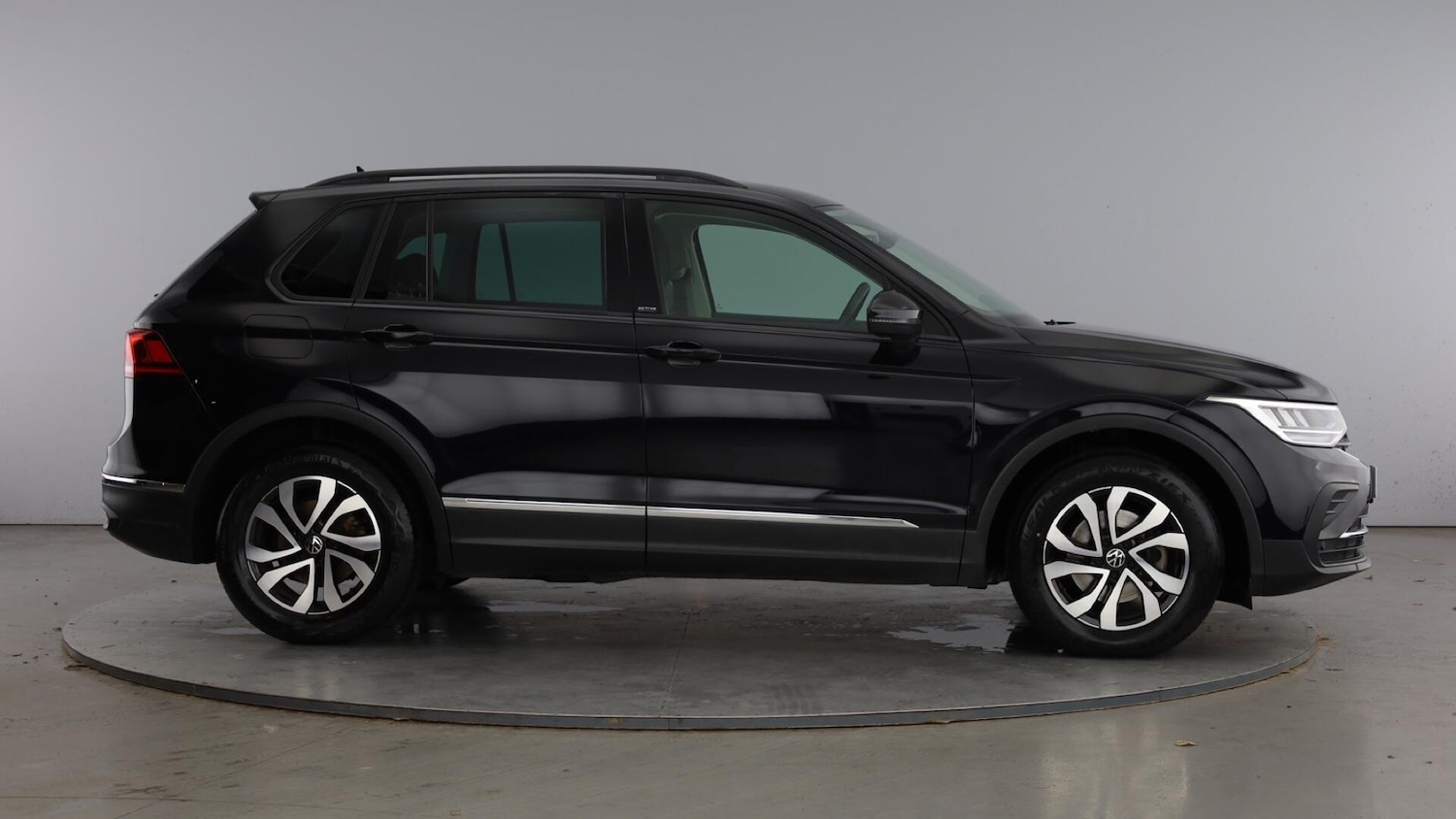 Used Volkswagen Tiguan 2022 for sale - 77602162: Photo 4