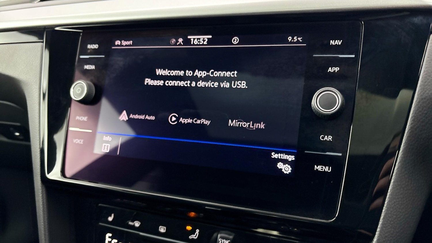 Used Volkswagen Arteon 2025 for sale - 77803938: Photo 30