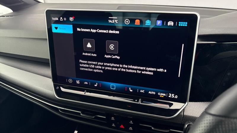 Used Volkswagen Golf 2025 for sale - 77186904: Photo 17