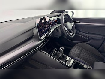 Used Volkswagen Golf 2025 for sale - 77186904: Photo