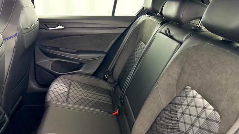 Used Volkswagen Golf 2025 for sale - 77186904: Photo 32