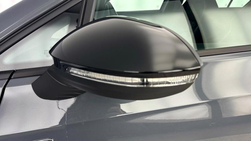 Used Volkswagen Golf 2025 for sale - 77186904: Photo 35