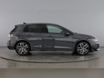 Used Volkswagen Golf 2025 for sale - 77186904: Photo