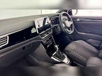 Used Volkswagen T-Roc 2025 for sale - 79679796: Photo