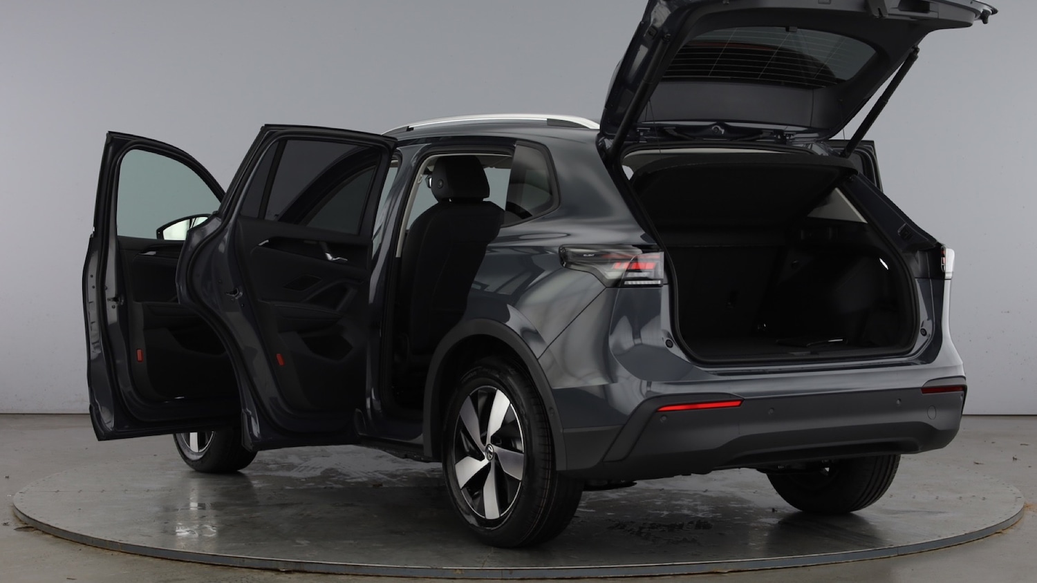 Used Volkswagen Tiguan 2025 for sale - 77781930: Photo 12