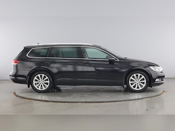 Used Volkswagen Passat 2018 for sale - 75361517: Photo