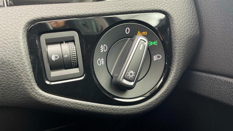 Used Volkswagen Golf 2016 for sale - 75881446: Photo 24