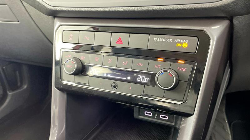 Used Volkswagen T-Cross 2021 for sale - 76222547: Photo 13