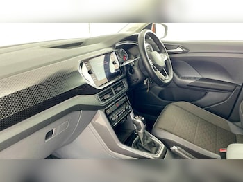 Used Volkswagen T-Cross 2021 for sale - 76222547: Photo