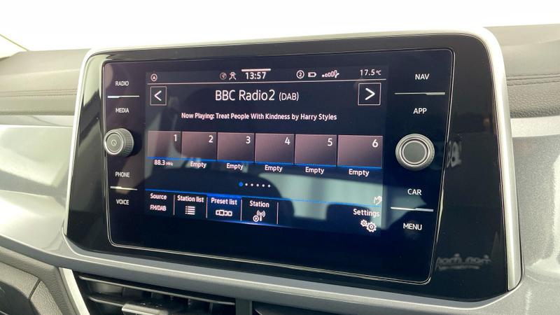 Used Volkswagen T-Roc 2023 for sale - 75985252: Photo 12