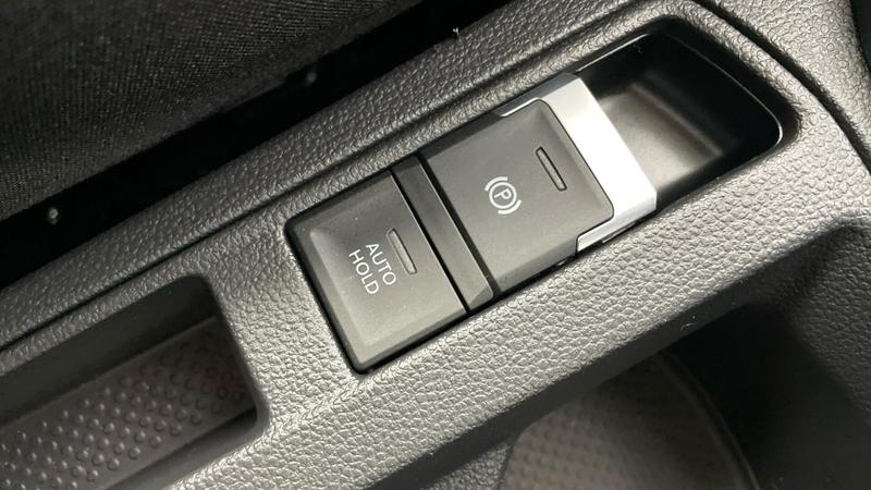 Used Volkswagen T-Roc 2023 for sale - 75985252: Photo 17