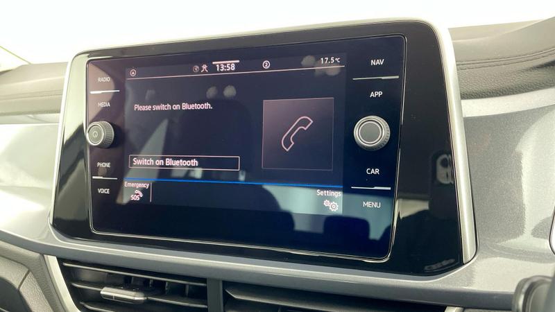 Used Volkswagen T-Roc 2023 for sale - 75985252: Photo 25