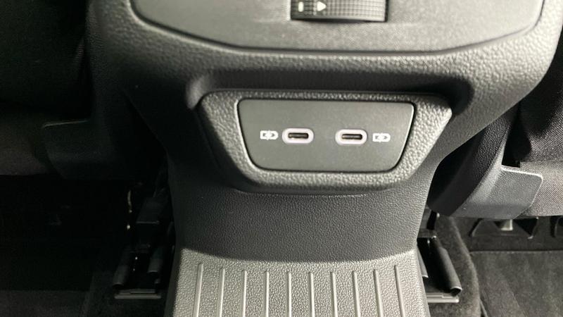Used Volkswagen T-Roc 2023 for sale - 75985252: Photo 26