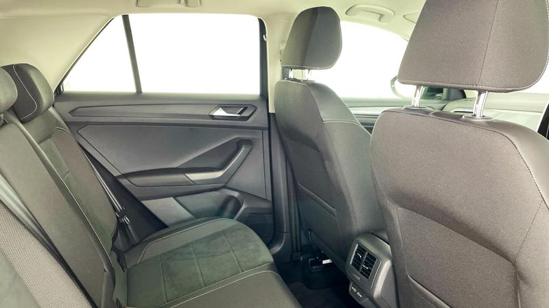 Used Volkswagen T-Roc 2023 for sale - 75985252: Photo 27