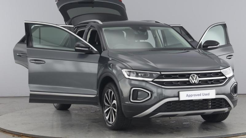 Used Volkswagen T-Roc 2023 for sale - 75985252: Photo 9