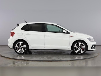 Used Volkswagen Polo 2019 for sale - 77186982: Photo