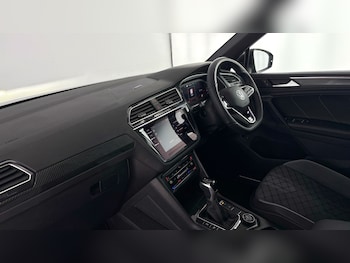 Used Volkswagen Tiguan 2023 for sale - 77708351: Photo