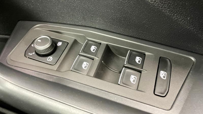 Used Volkswagen T-Roc 2018 for sale - 76026299: Photo 20