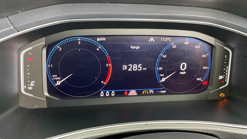 Used Volkswagen T-Roc 2018 for sale - 76026299: Photo 22