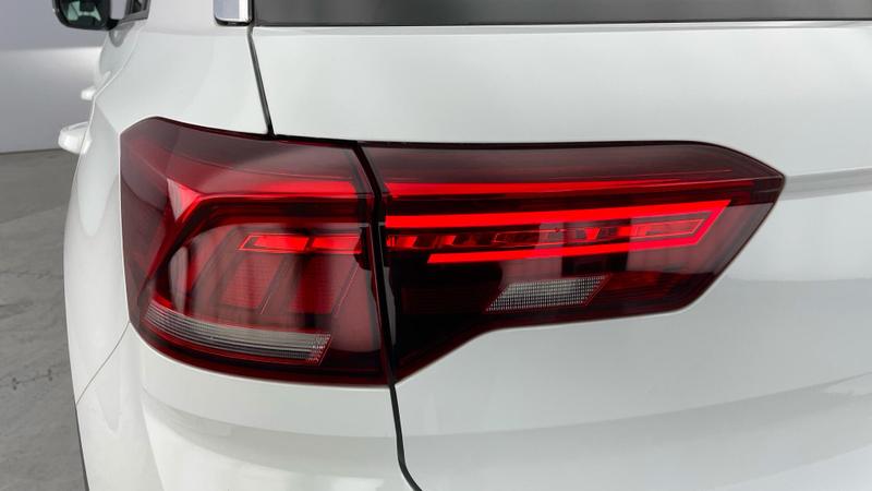 Used Volkswagen T-Roc 2018 for sale - 76026299: Photo 31