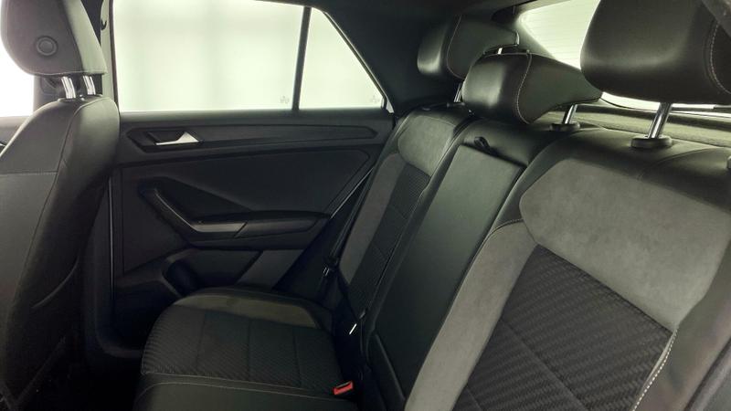 Used Volkswagen T-Roc 2018 for sale - 76026299: Photo 33