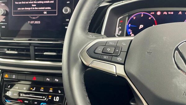 Used Volkswagen T-Roc 2024 for sale - 75178581: Photo 21