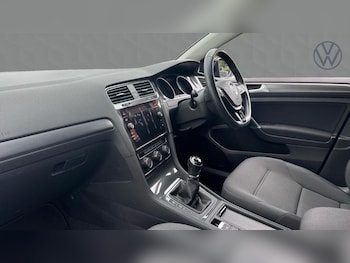 Used Volkswagen Golf 2019 for sale - 75667723: Photo