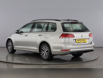 Used Volkswagen Golf 2019 for sale - 78584632: Photo