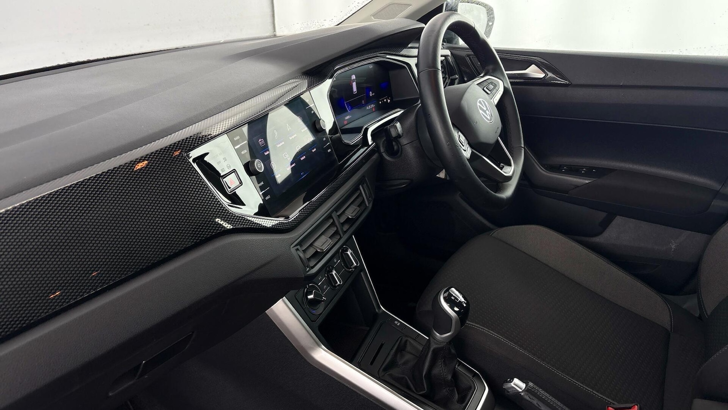 Used Volkswagen Polo 2023 for sale - 77515611: Photo 2