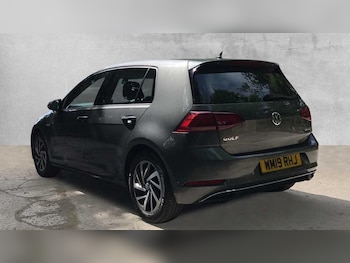 Used Volkswagen Golf 2019 for sale - 78446108: Photo