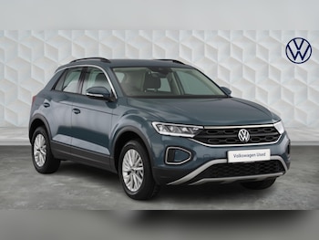 Used Volkswagen T-Roc 2022 for sale - 78698781: Photo