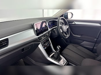 Used Volkswagen T-Roc 2022 for sale - 78698781: Photo