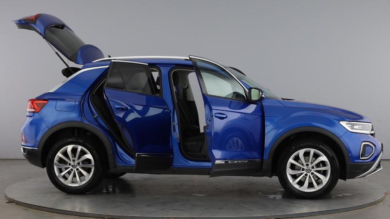 Used Volkswagen T-Roc 2022 for sale - 76568654: Photo 10