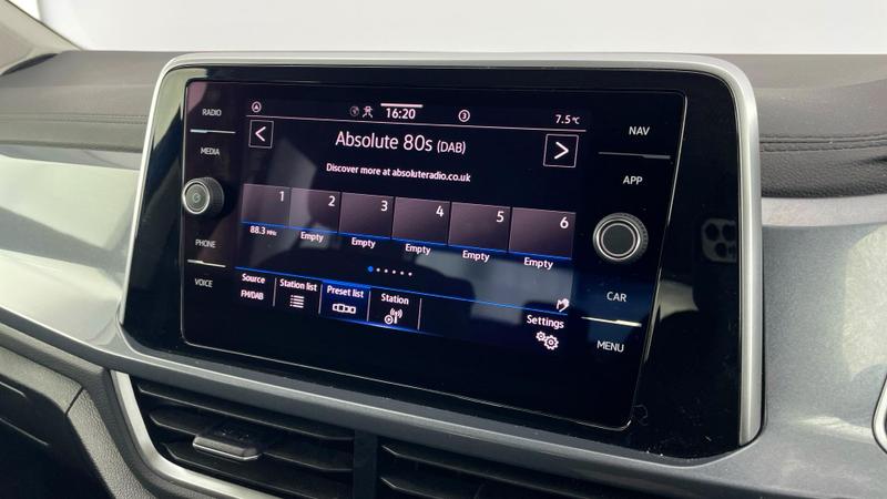 Used Volkswagen T-Roc 2022 for sale - 76568654: Photo 13