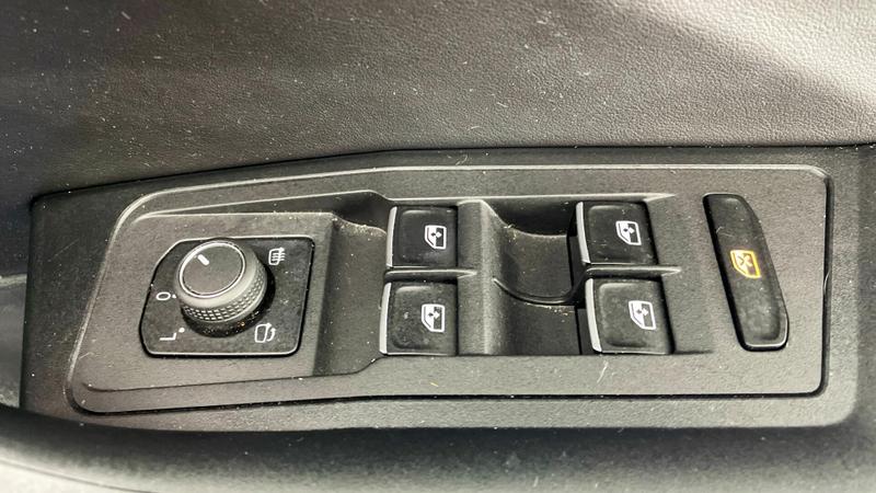 Used Volkswagen T-Roc 2022 for sale - 76568654: Photo 19