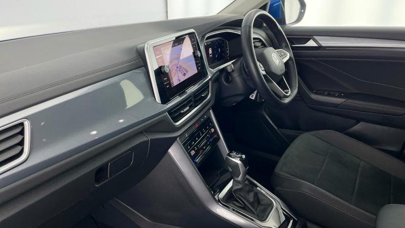 Used Volkswagen T-Roc 2022 for sale - 76568654: Photo 2