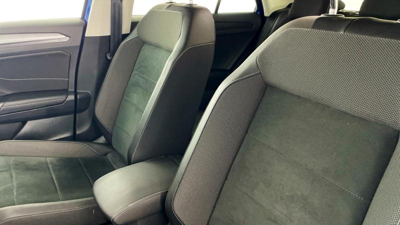 Used Volkswagen T-Roc 2022 for sale - 76568654: Photo 32