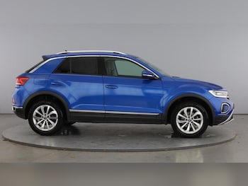 Used Volkswagen T-Roc 2022 for sale - 76568654: Photo