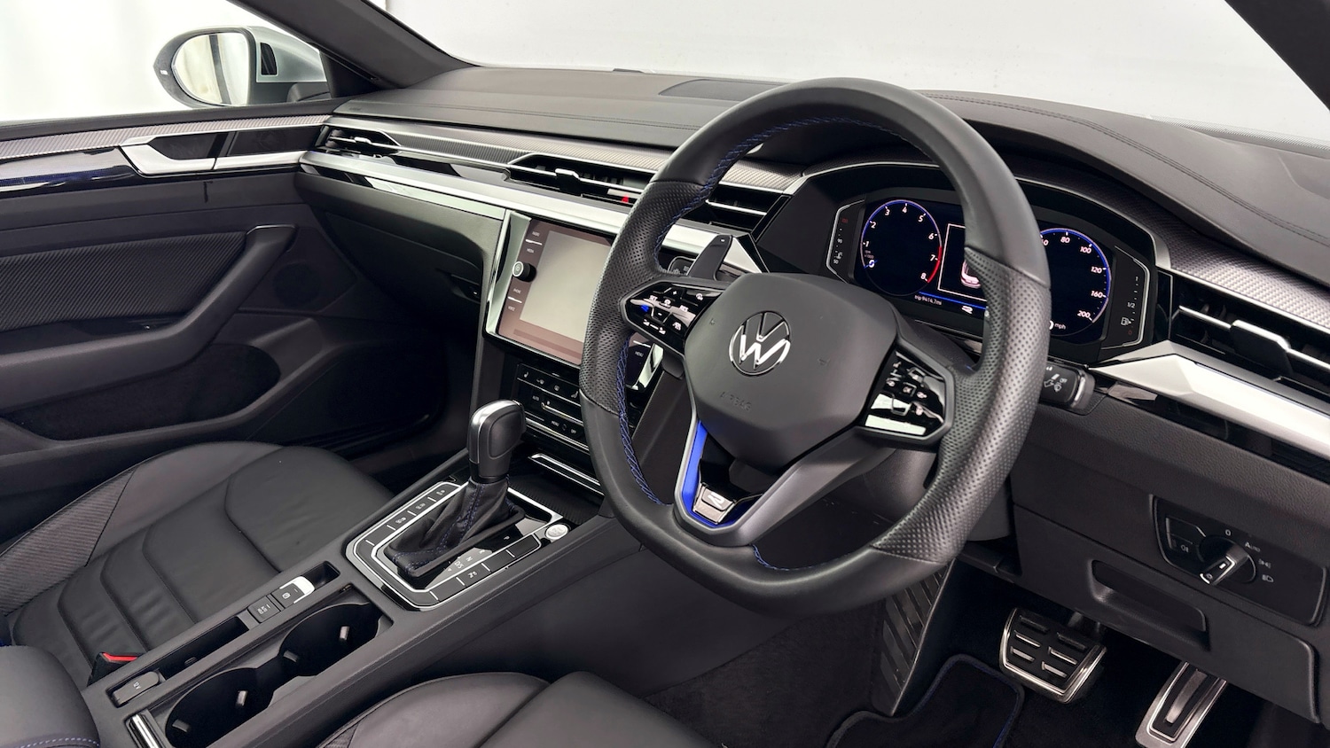 Used Volkswagen Arteon 2025 for sale - 77504844: Photo 6