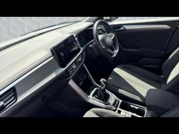 Used Volkswagen T-Roc 2023 for sale - 74760329: Photo