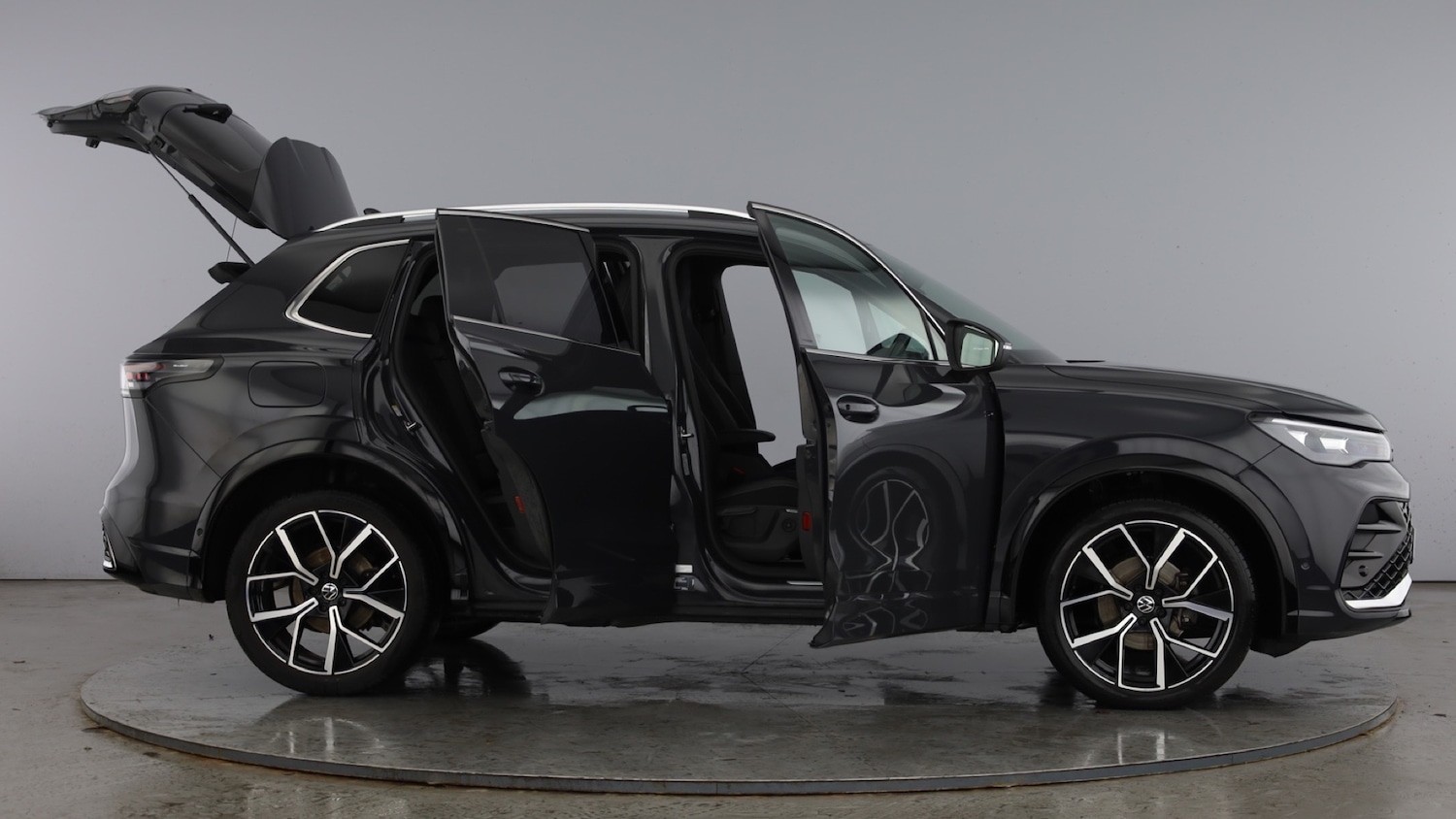 Used Volkswagen Tiguan 2025 for sale - 77602570: Photo 11