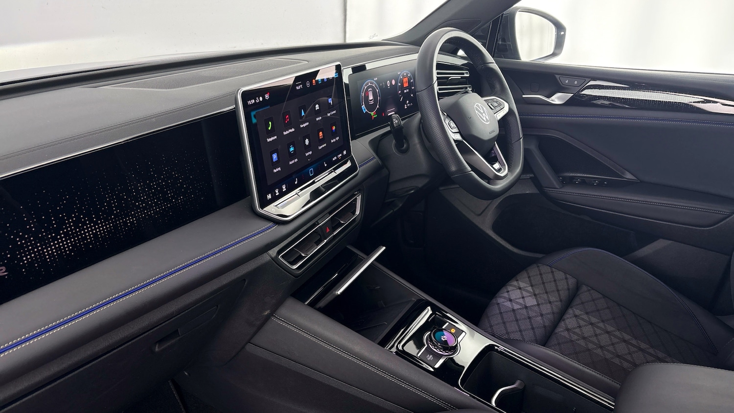 Used Volkswagen Tiguan 2025 for sale - 77602570: Photo 2