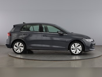 Used Volkswagen Golf 2025 for sale - 78693473: Photo