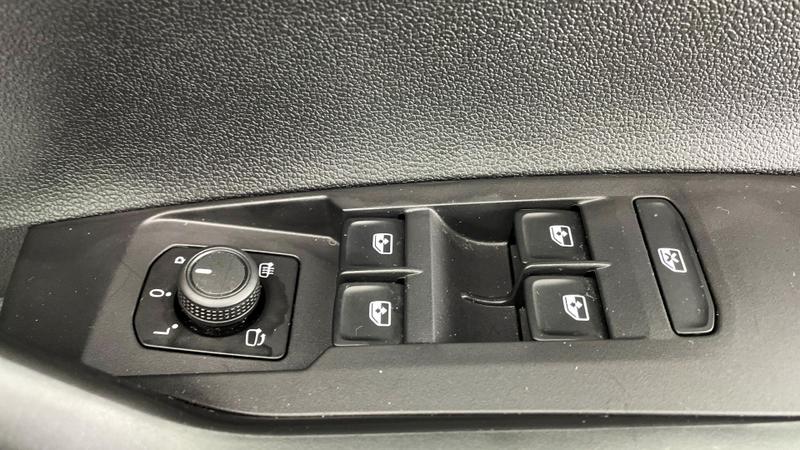 Used Volkswagen Taigo 2023 for sale - 76494637: Photo 19